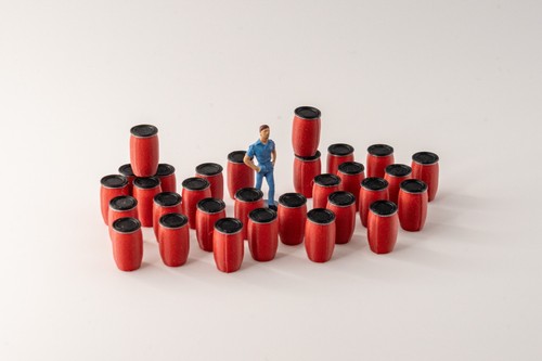 Futs plastique rouges 220l - 30,