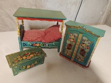 les anciens jouets Dora Kuhn