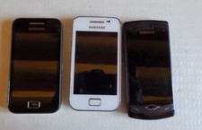 Lot de 3 téléphone Samsung 2 Galaxy Ace GT-5839I et 1GT-S8500