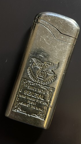 Briquet vintage general - general, since
