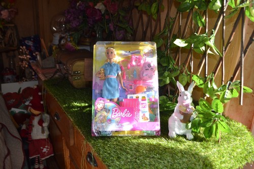 Poupee barbie neuve avec les - poupee,