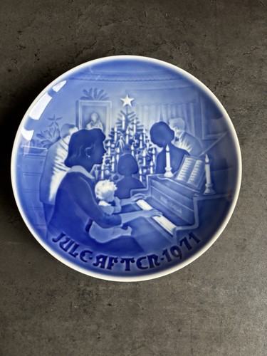 Assiette collection signée - assiette,