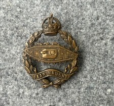 INSIGNE COLLAR BADGE ROYAL