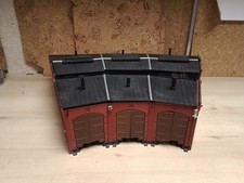 MARKLIN HO. 72881. MAQUETTE HANGAR A LOCOMOTIVES AVEC ECLAIRAGE. BELLE OCCASION 