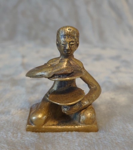 Figurine musicien thaïlandais