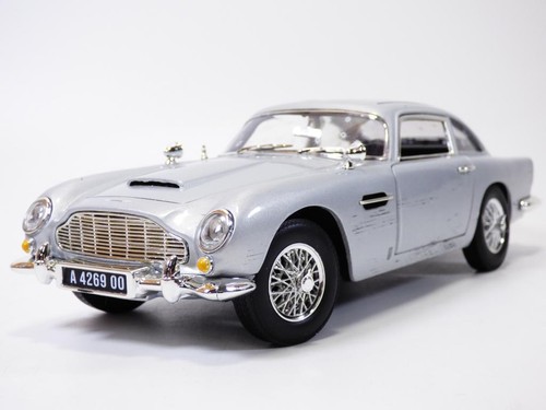 Aston martin db5 - db5, james