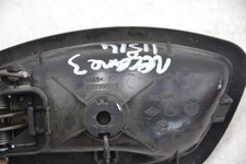 Poignee interieur avant droit