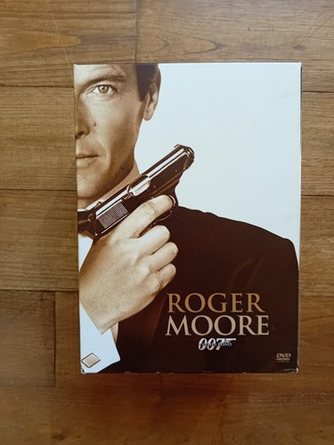Coffret roger moore james - roger,