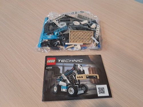 Lego 42133 elevateur - lego,
