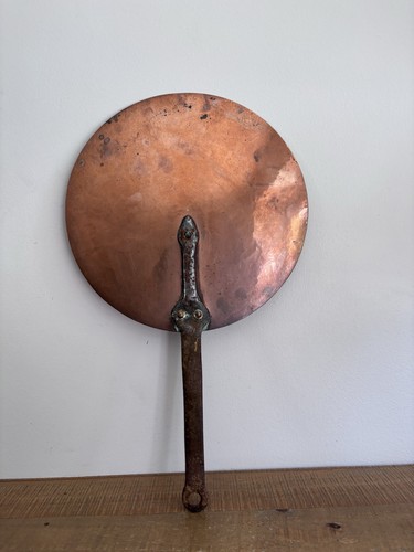 Ancien couvercle cuivre - en,