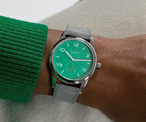 Nomos glashütte club - nomos,