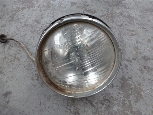 Phare avant droit lada - droit,