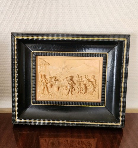 Ancien bas relief scène - 📜, bas-relief