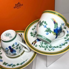 Lot de 2 soucoupes tasses