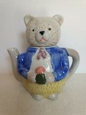 THEIERE FANTAISIE FORME PETIT OURS HABILLE