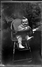 Portrait jeune enfant sur