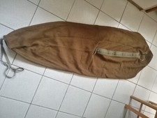 SURSAC  FORME  SARCOPHAGE  US KAKI EN LAINE WW2