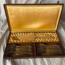 12 fourchette + Pelle à gateau dessert tarte modèle GRAND PRIX métal argenté