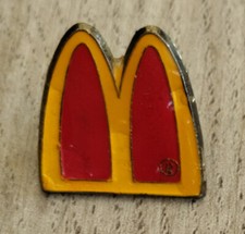 Pin's McDonald's Logo Rouge et