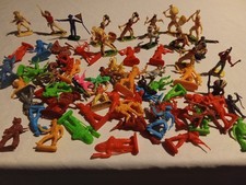 Lot de soldats en plastique