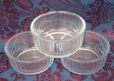 Z* PYREX * 3 anciens RAMEQUINS