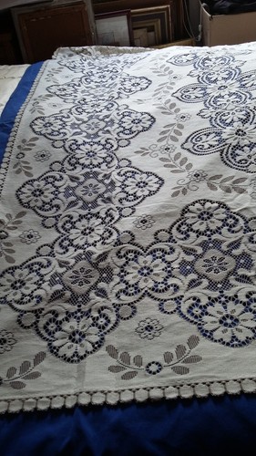 Ancienne nappe rectangulaire - ancienne,