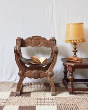 Ernest, le fauteuil médiéval