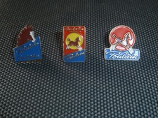 Lot de 3 pin's Poulain grand arome, Old French pin's