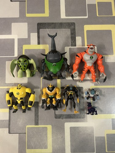 Lot figurines ben 10 - lot,