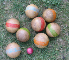 Anciennes Boules en Bois Jeu