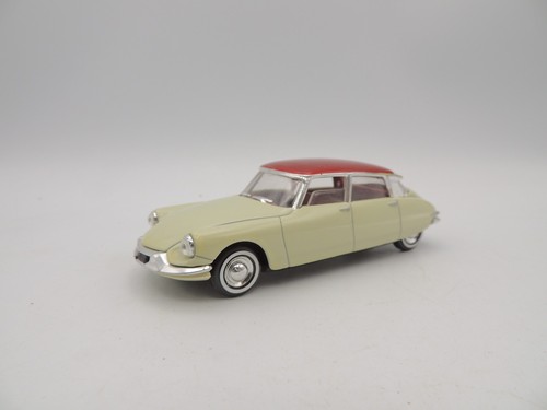 Solido citroën 1956 - -,