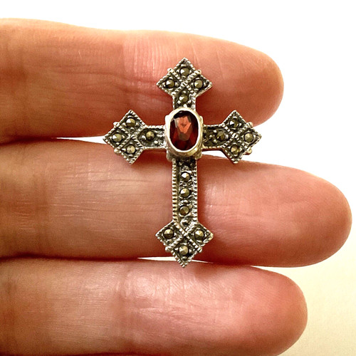 Tres belle ancienne - tres, broche