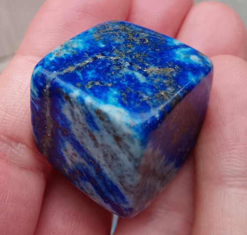 29.28gr 22x22x22mm lapis