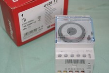 Legrand 412812 Interrupteur horaire analogique modulaire programmable