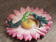 TRES JOLIE ET RARE PANIER FLORAL EN BARBOTINE DE DELPHIN  MASSIER VALLAURIS