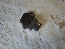 REGULATEUR HONDA NTV 650