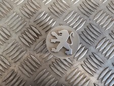 Cabochon centre roue jante alu - PEUGEOT 406 - Référence : 9622199277 OPALE