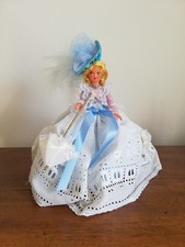 Poupée folklorique historique Parisienne XIXe s ombrelle doll vintage