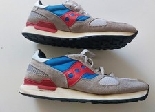 Jolies Baskets Saucony bleu  Blanc rouge . TBE.  Pointure 43