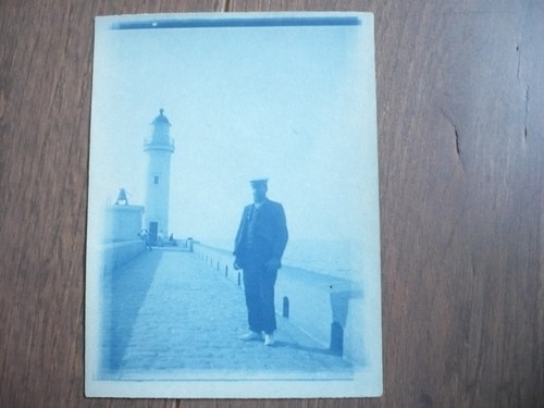Cyanotype ancien marin devant - cyanotype,