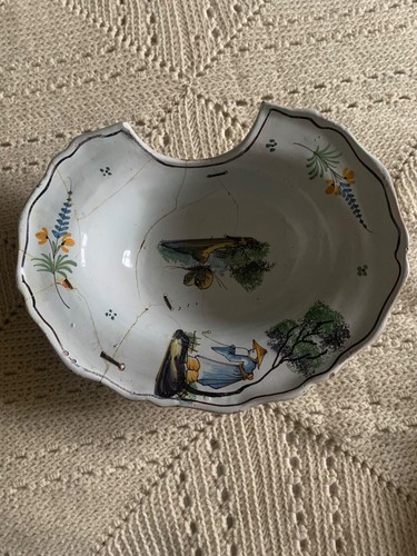 Ancien plat barbe - barbe, en