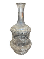 Ancienne carafe à décor