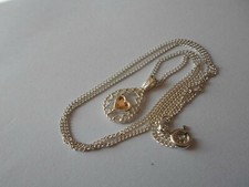 collier chaîne pendentif en