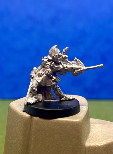 Citadel miniature dungeon - miniature,