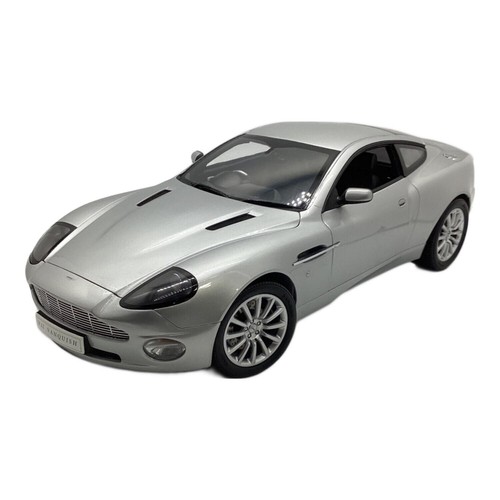 Figurine voiture kyosho - figurine,