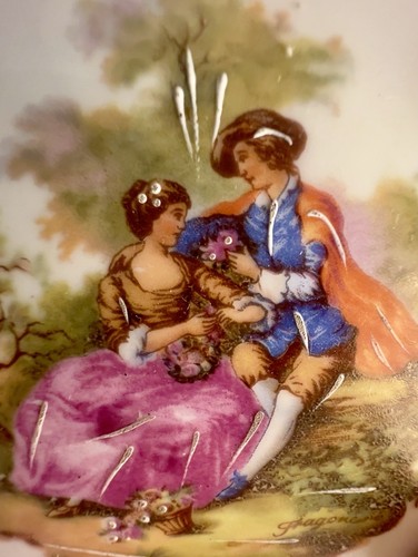 Médaillon porcelaine de - médaillon,