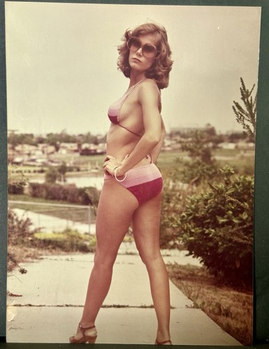 Hot bikini girl - hot, photo
