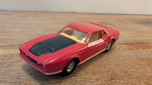 Corgi toys whizzwheels - toys, ford