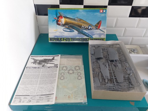 0104261 maquette avion tamiya - avion,