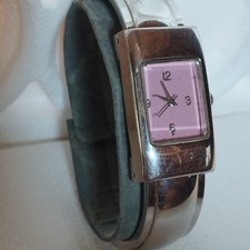 Montre Yves Rocher femme quartz pile incluse bracelet rigide